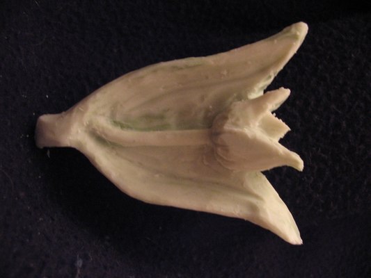 File:Soap carved tulip.jpg